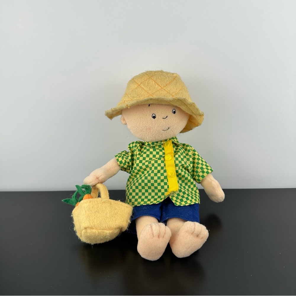 Caillou Gardening Plush Cinar 10” Straw Hat Basket TV Show Kids Vintage 2002